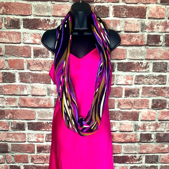 Infinity scarf - Picture 1 of 1